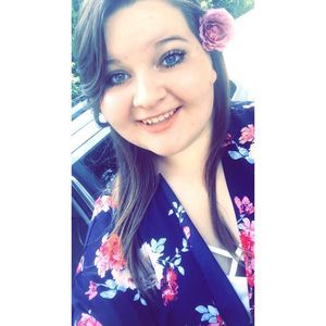 Meet your Posher, Marissa